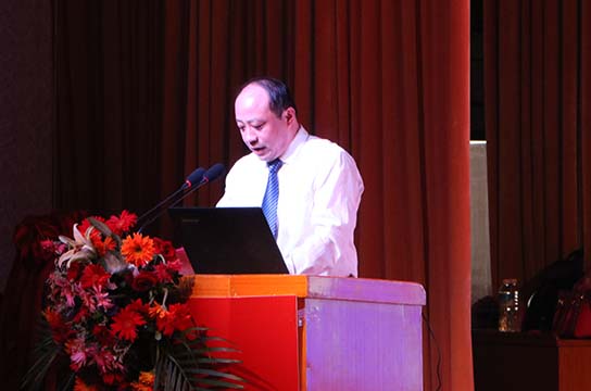 李縣長講話
